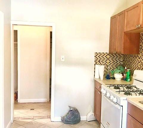2nd image of 8930 213th St