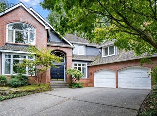 8811 Paisley Pl NE, Seattle, WA 98115