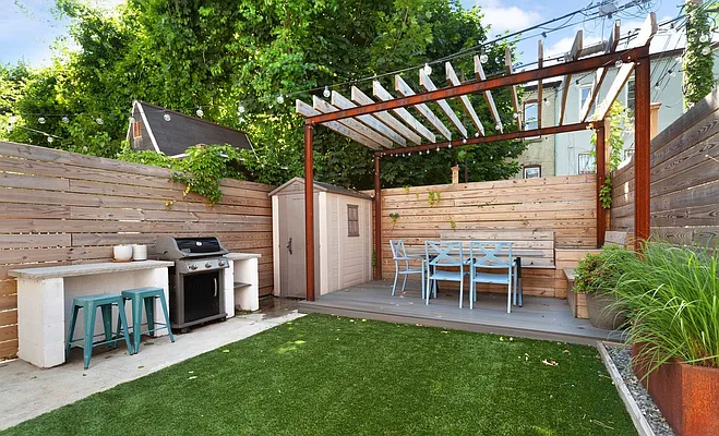 Rented by Compass | media 11