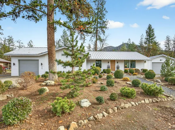 909 Upper Applegate Rd, Jacksonville, OR 97530