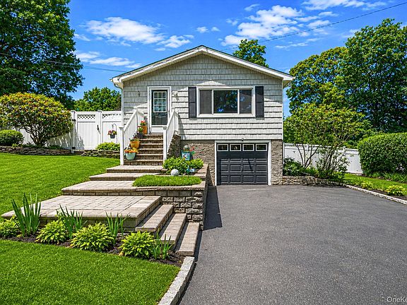 2nd image of 46 Longfellow Drive