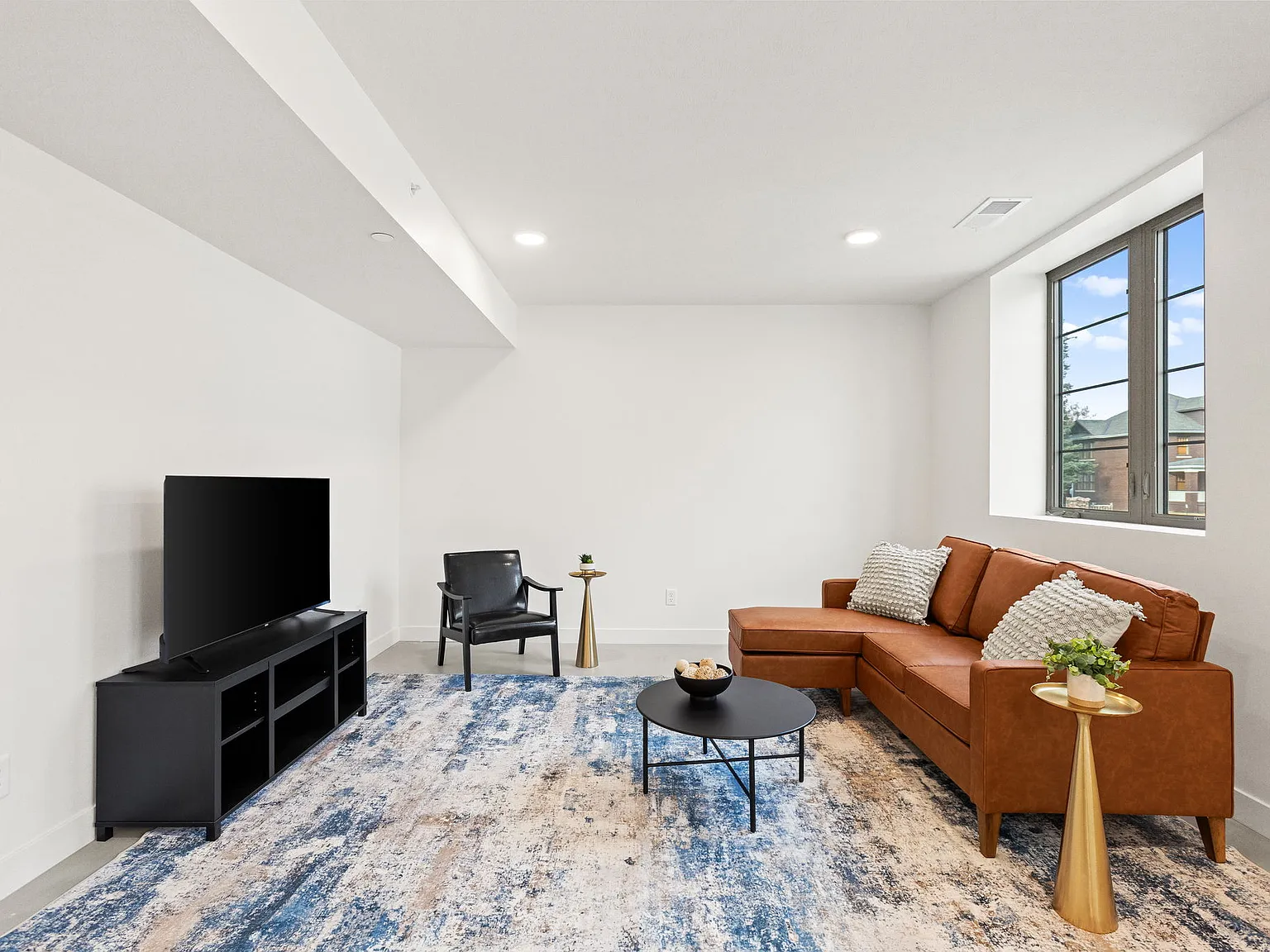 1 bed, 688 sqft, $1,250 — Photo 2