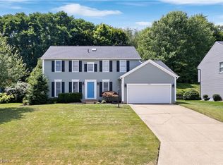 7573 Barchester Ave NW, North Canton, OH 44720