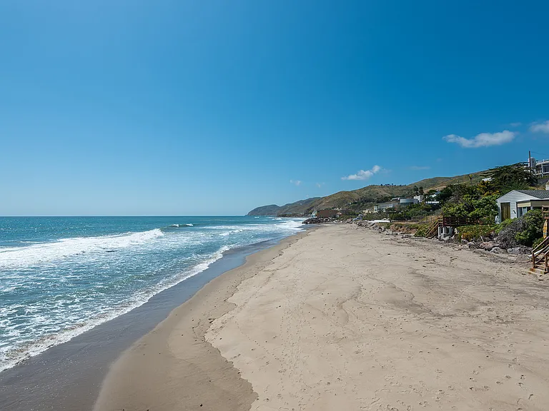 11844 Beach Club Way — Photo 43
