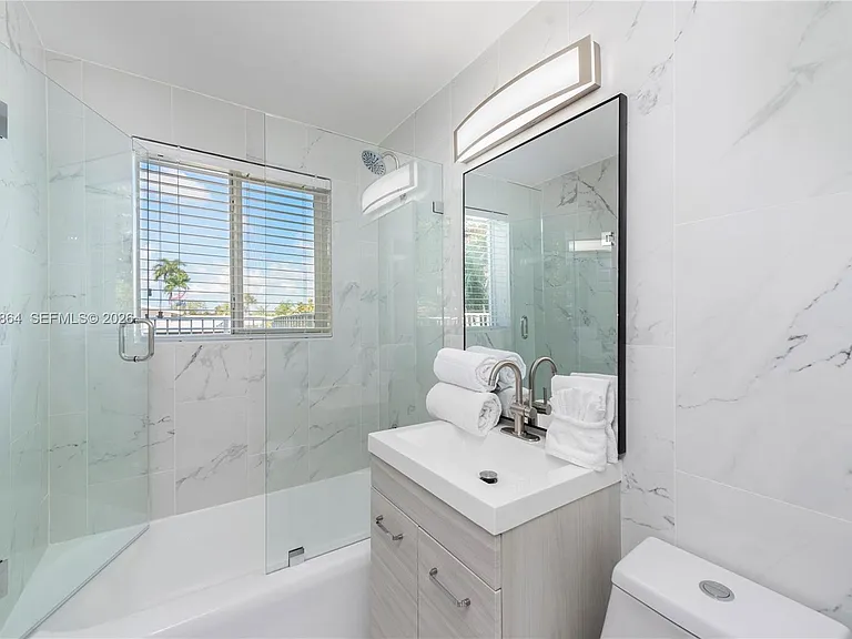 2531 Key Largo Ln — Photo 12