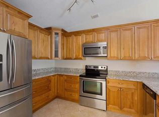 39 Mayfair Ln, Boynton Beach, FL 33426
