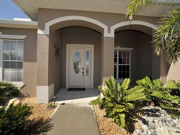 2nd image of 4883 Buttonwood Dr