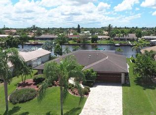 1916 SE 35th St, Cape Coral, FL 33904