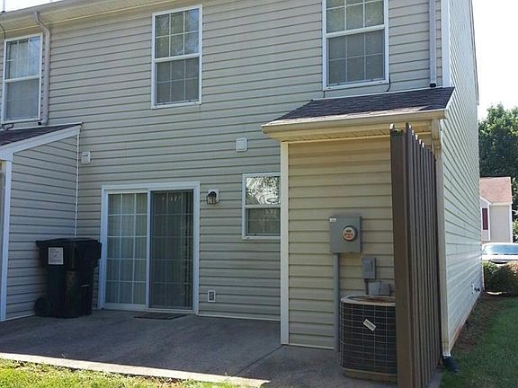 2nd image of 79 Mulberry Cir