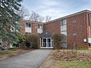 15 Weld St APT 18, Framingham, MA 01702