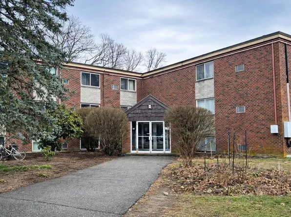 15 Weld St APT 18, Framingham, MA 01702