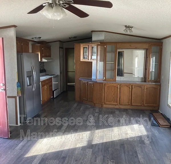 201 Cumberland Ln — Photo 1