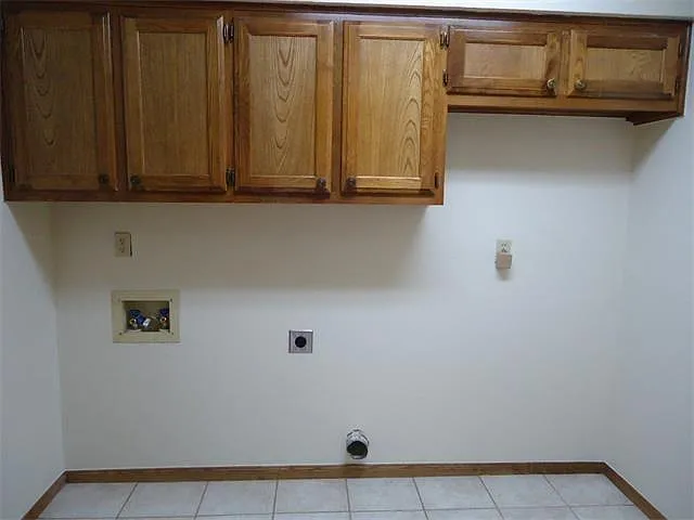 9903 Grand Oak Dr — Photo 35