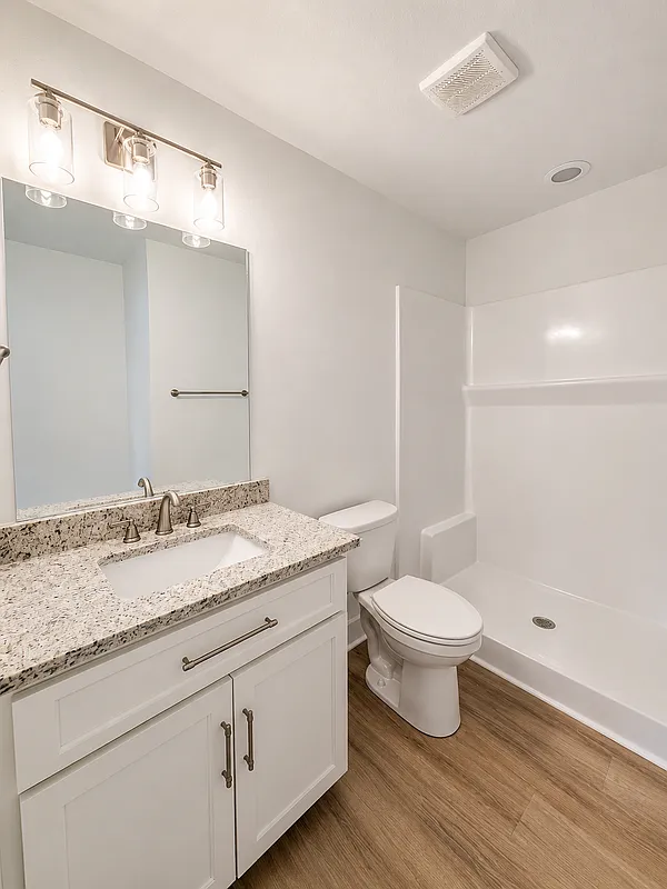 2 bed, 2.0 bath, 900 sqft, $1,990 — Photo 4