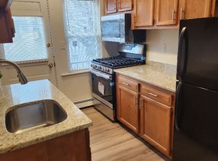 198 Everett St #5, Quincy, MA 02170