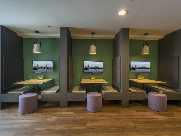 Cambridge Park Apartments — Photo 32