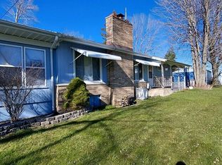 48110 68th St, Hartford, MI 49057