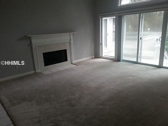 5th image of 10 Planters Wood Ct