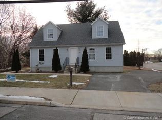 44 Bliven St, Groton, CT 06340