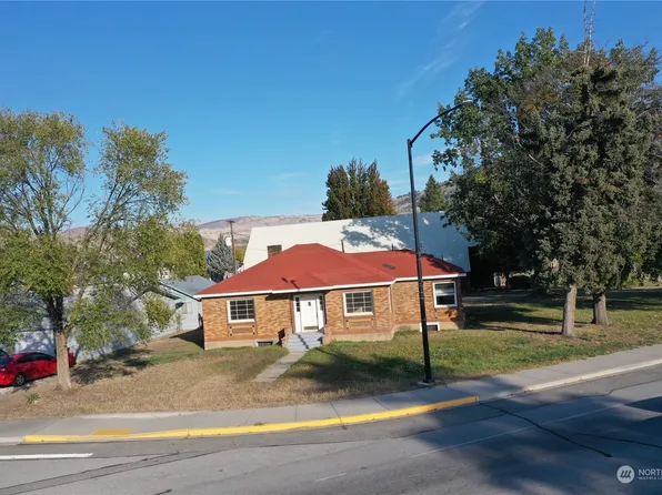 909 Golden Street, Oroville, WA 98844