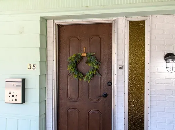 35 Palm Dr, Union City, CA 94587