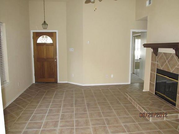 2nd image of 1442 Javelin Way