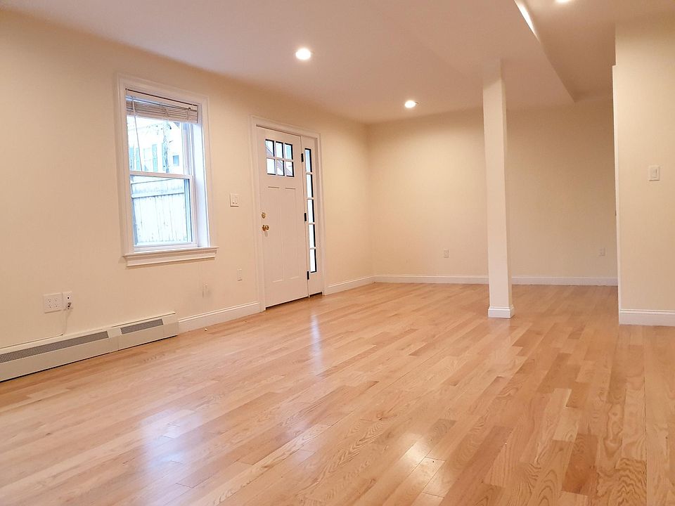 Living room/ open area
