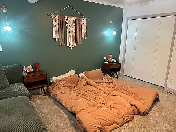 4th image of 88 W 50 S Unit Q9