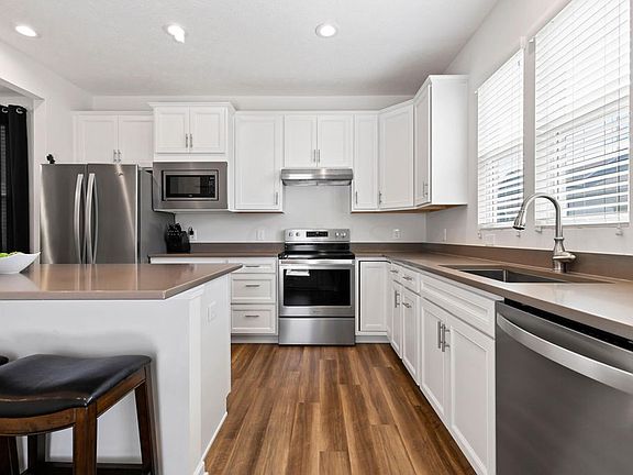 5th image of 6027 Limewood Dr #5