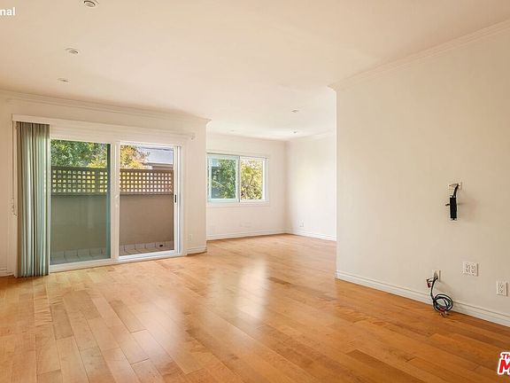 3rd image of 1203 N Sweetzer Ave APT 305