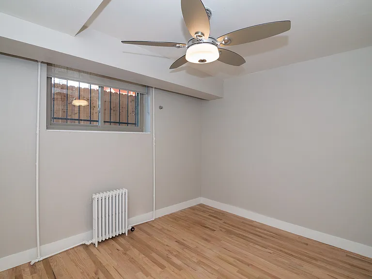 901 N Ogden St — Photo 30