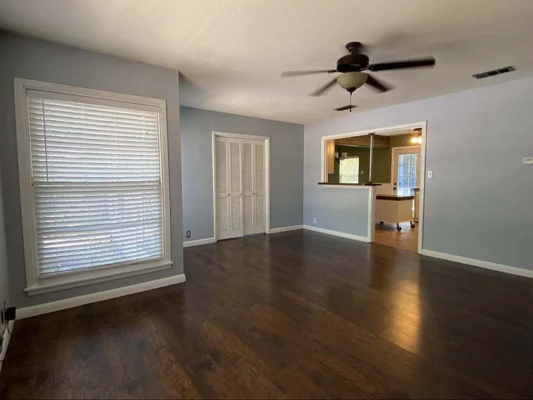 617 S Fielder Rd — Photo 3