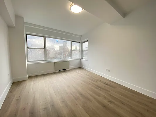 Rented by Oxford Property Group | media 17