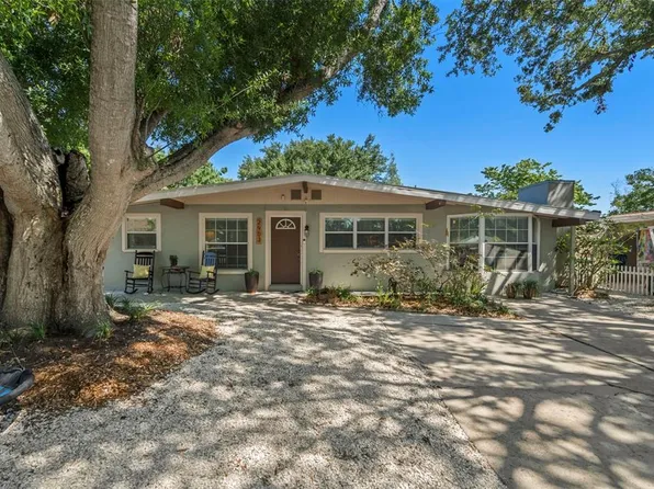 2903 W Paxton Ave, Tampa, FL 33611