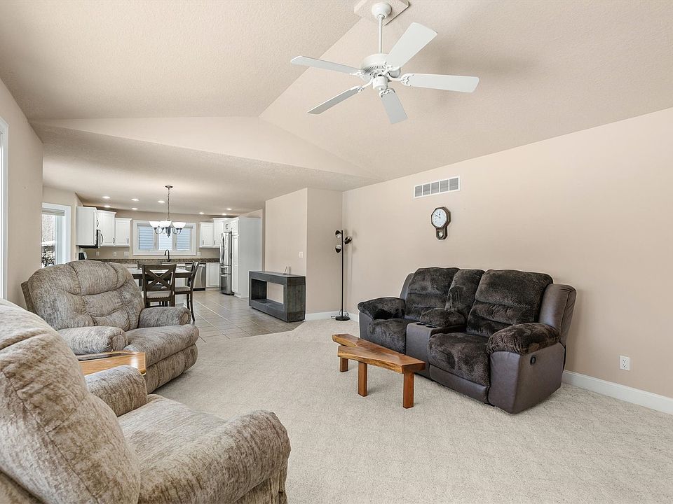 4943 Hemingway Dr, Ames, IA 50014 | Zillow