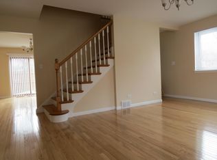 1420 Shermer Rd APT C, Northbrook, IL 60062