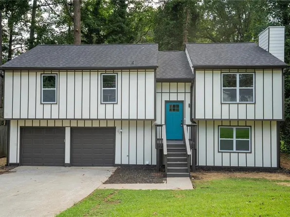 4318 Buckingham Pl, Duluth, GA 30096