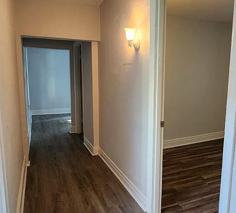 5th image of 325 Breckenridge St #2