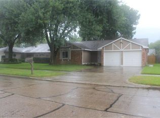 10122 Willmont Rd, La Porte, TX 77571