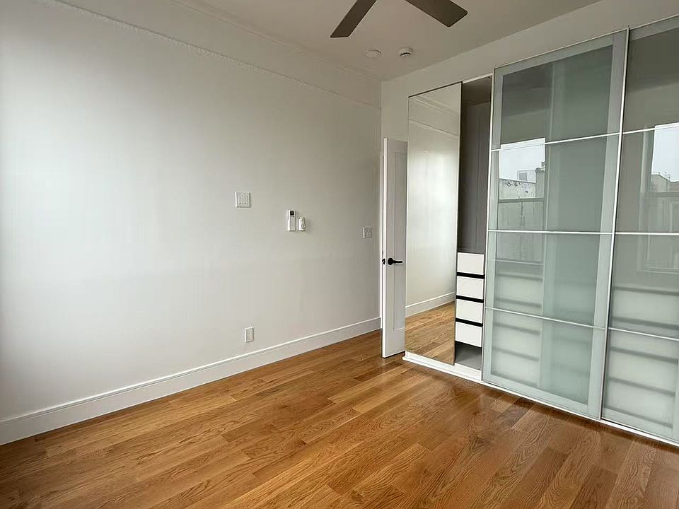 1st image of 920 41st St Floor 3