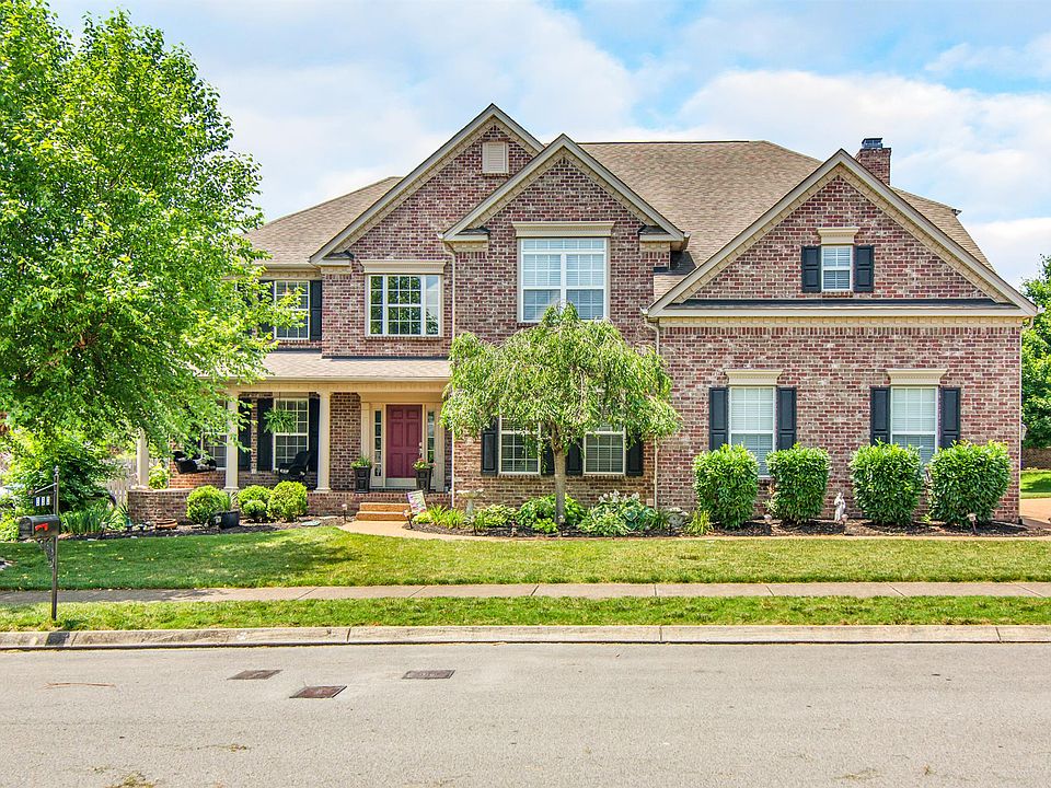 1st image of 330 Stillcreek Dr
