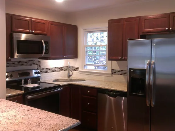 1823 Rankin St, Raleigh, NC 27604