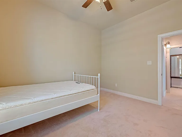 5422 Linden Rose Ln — Photo 31