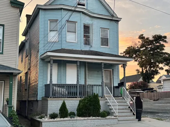 686 Charles St, Perth Amboy, NJ 08861