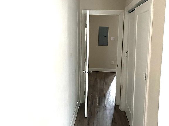 3rd image of 4233 Otter St #1