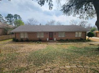 504 W Terrace Dr, Longview, TX 75601