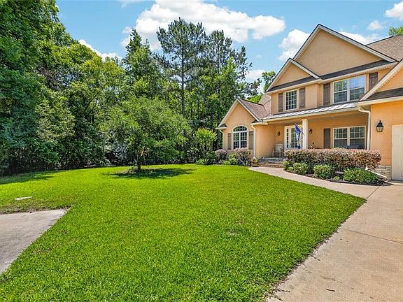 3rd image of 101 Madeira Dr