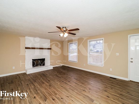 2nd image of 4423 Treeline Way