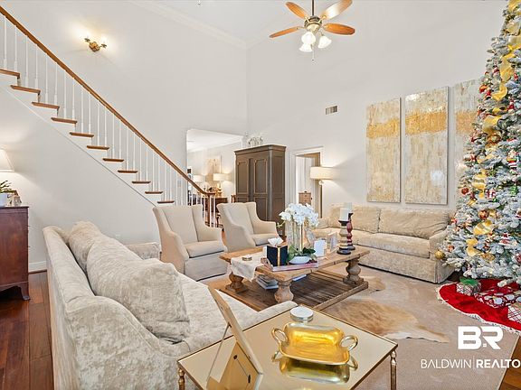 4th image of 1125 Sutton Ct