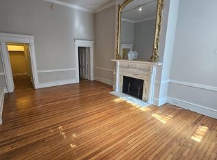 1825 Pine St APT 1F, Philadelphia, PA 19103